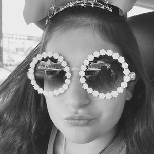 Meet your Posher, Beverly